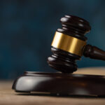 Deutscher Staatsangehöriger und ehemaliges IS-Mitglied wegen Versklavung und Missbrauch einer jesidischen Frau verurteilt