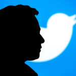 Twitter wandelt sich zu X und ersetzt das ikonische Vogel-Logo