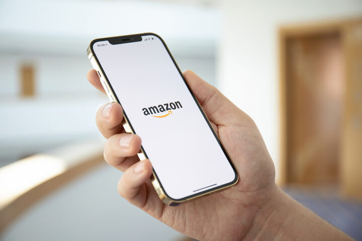 Amazon stellt innovative KI-Funktionalität zur Verdichtung von Produktbewertungen vor