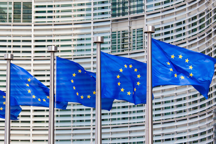 Neue EU-Vorschriften für Big Tech treten in Kraft: Ein Überblick