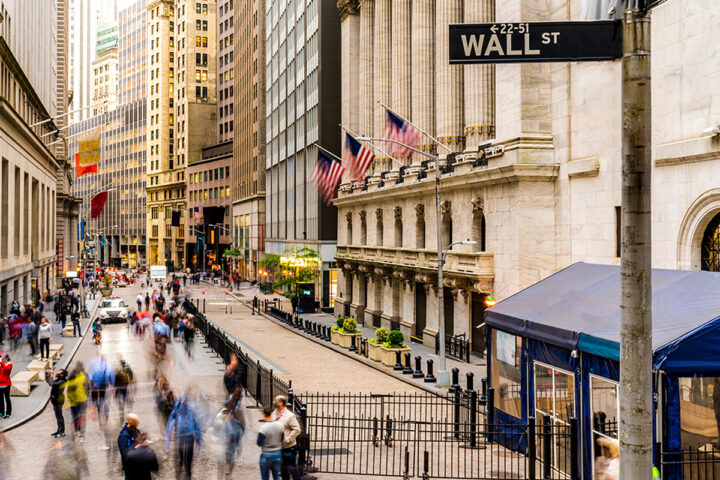Wall Street behält nach ungewöhnlichem Anstieg im August ihre Dynamik bei