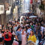 Italien sieht sich mit Rückschlägen bei der Bankensteuer konfrontiert, während die Bemühungen um eine Überarbeitung weitergehen