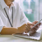 Studie warnt: KI-Chatbots im Gesundheitswesen können rassistisches medizinisches Gedankengut fortschreiben