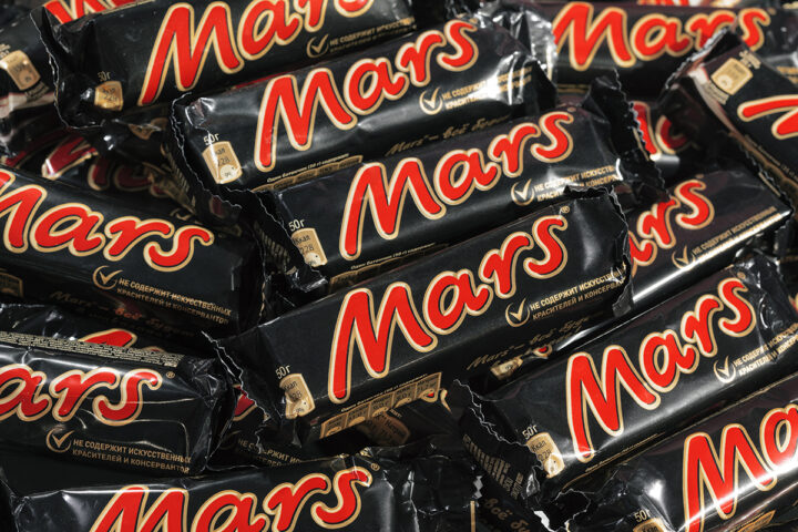 Wie Mars, der Hersteller von Snickers, sich auf Halloween vorbereitet: Der größte Feiertag für Süßigkeiten