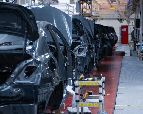 gm-announces-major-layoffs-in-michigan-amid-production-changes