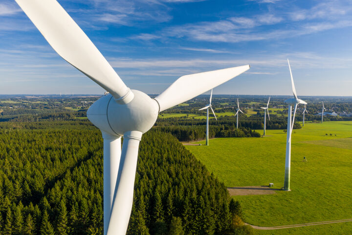 Erneuerbare-Energie-Aktien-Wachstum-bei-steigenden-Raten