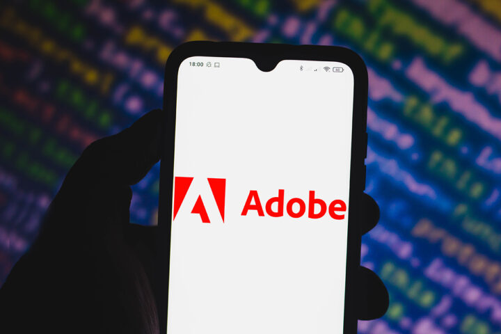 adobe's-ai-boosts-stock,-gesicht-der-bewertung-und-markt-risiken