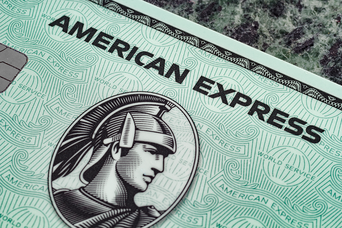 american-express-stock-assessing-the-pros-and-cons