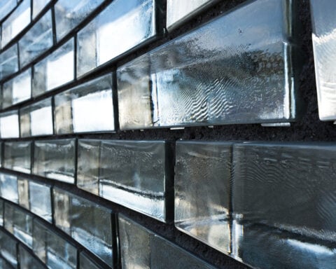 revolutionary-3d-printed-glass-bricks-could-transform-sustainable-architecture