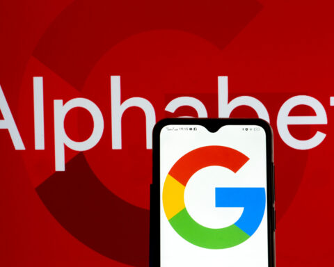 wall-street-sees-growth-potential-for-alphabet-despite-stock-setbacks